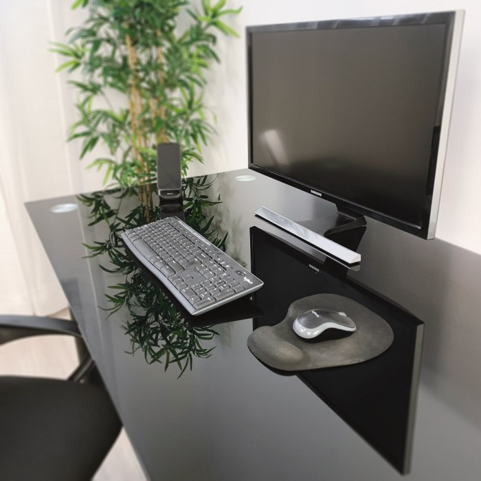 Pack de Taula menjador + 6 Cadires Tapissades a Polipiel| Saló